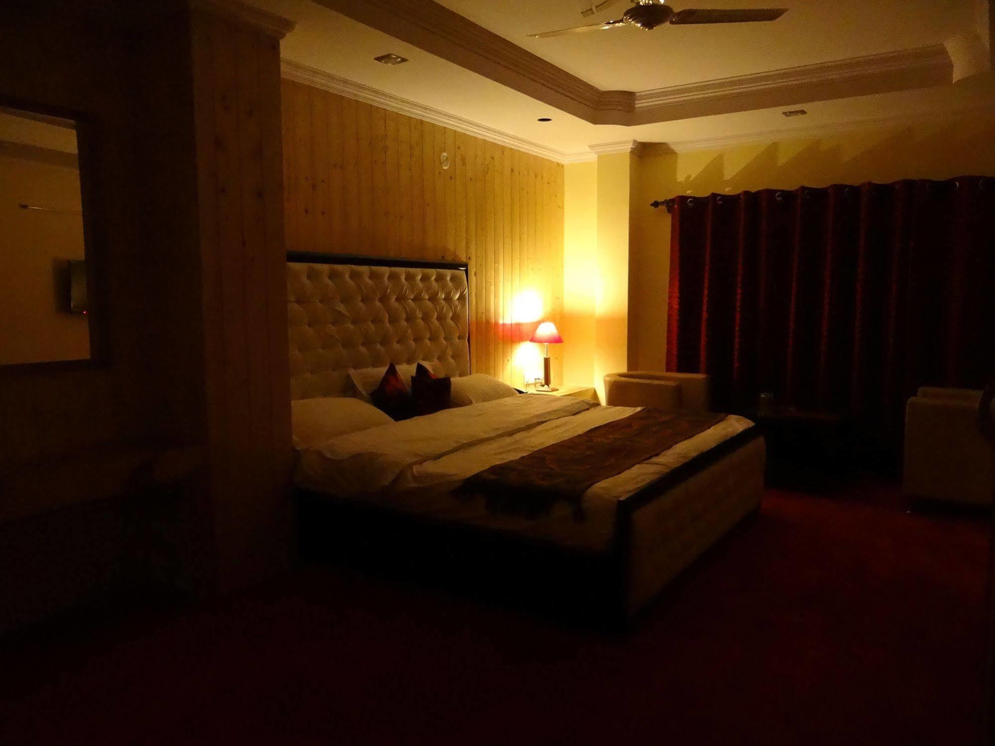 Hotel Vintage Manali  Exterior photo