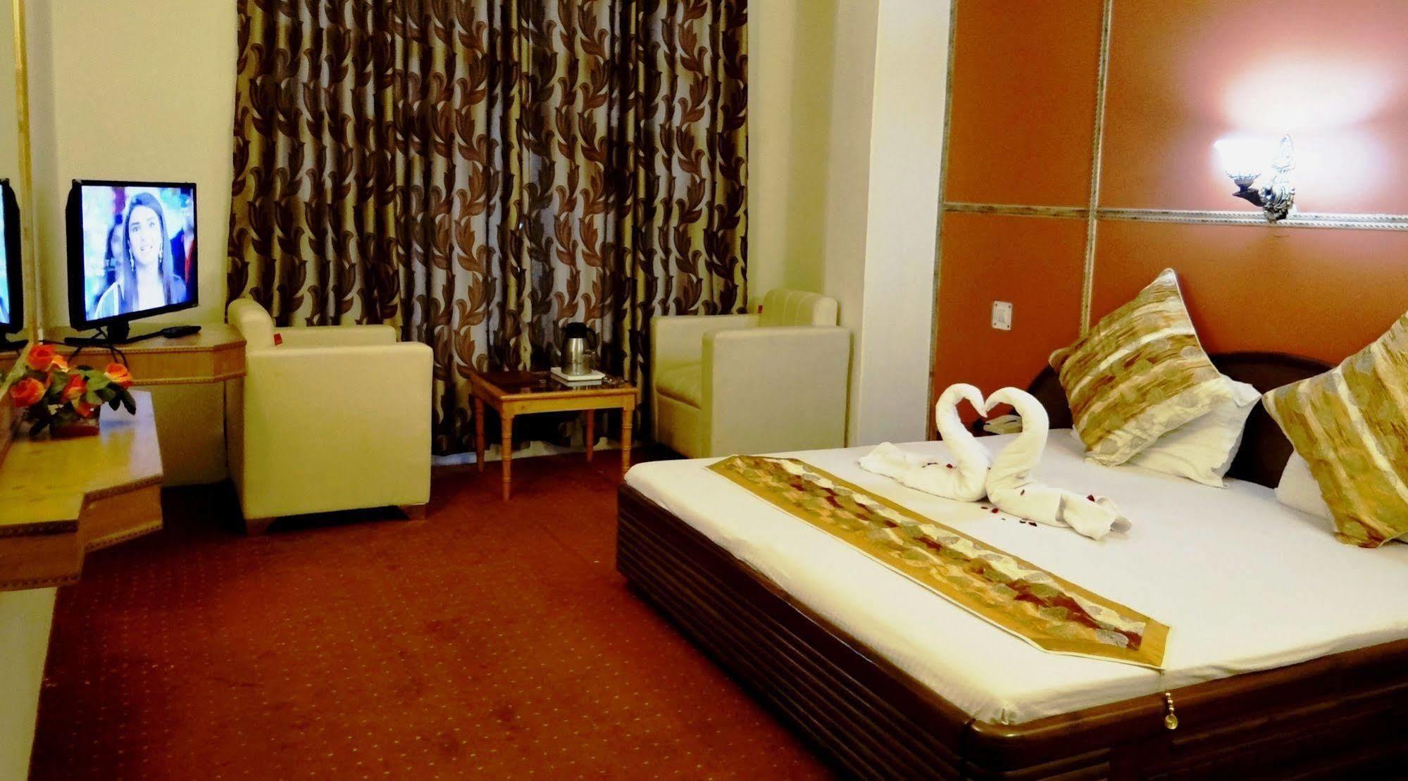 Hotel Vintage Manali  Exterior photo